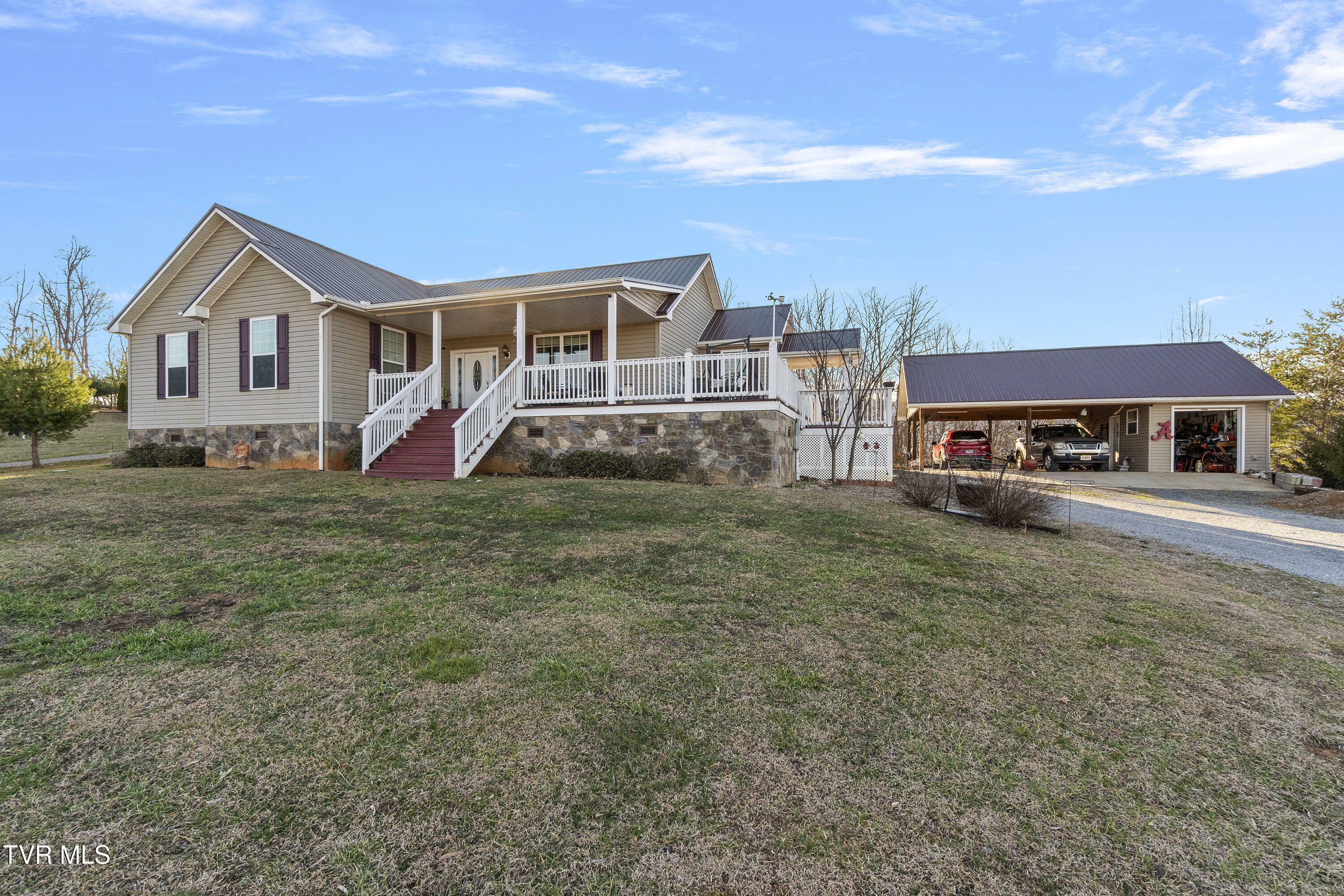 Property Photo: 1940 Cozy Road TN 37821
