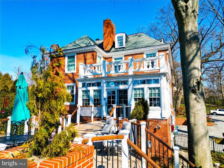 Property Photo: 4220 N Charles Street MD 21218