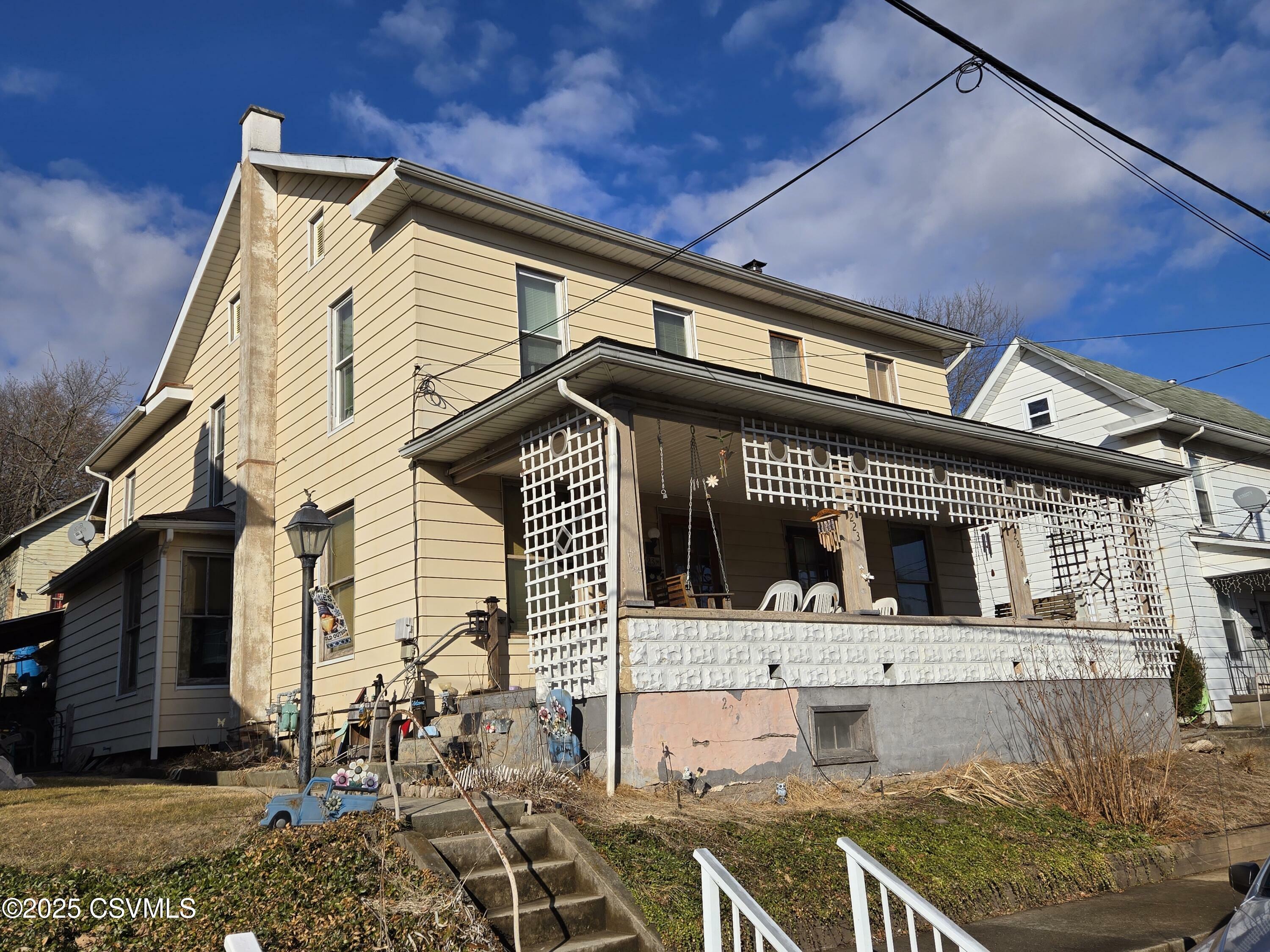 Property Photo:  223-225 Park Avenue  PA 17847 