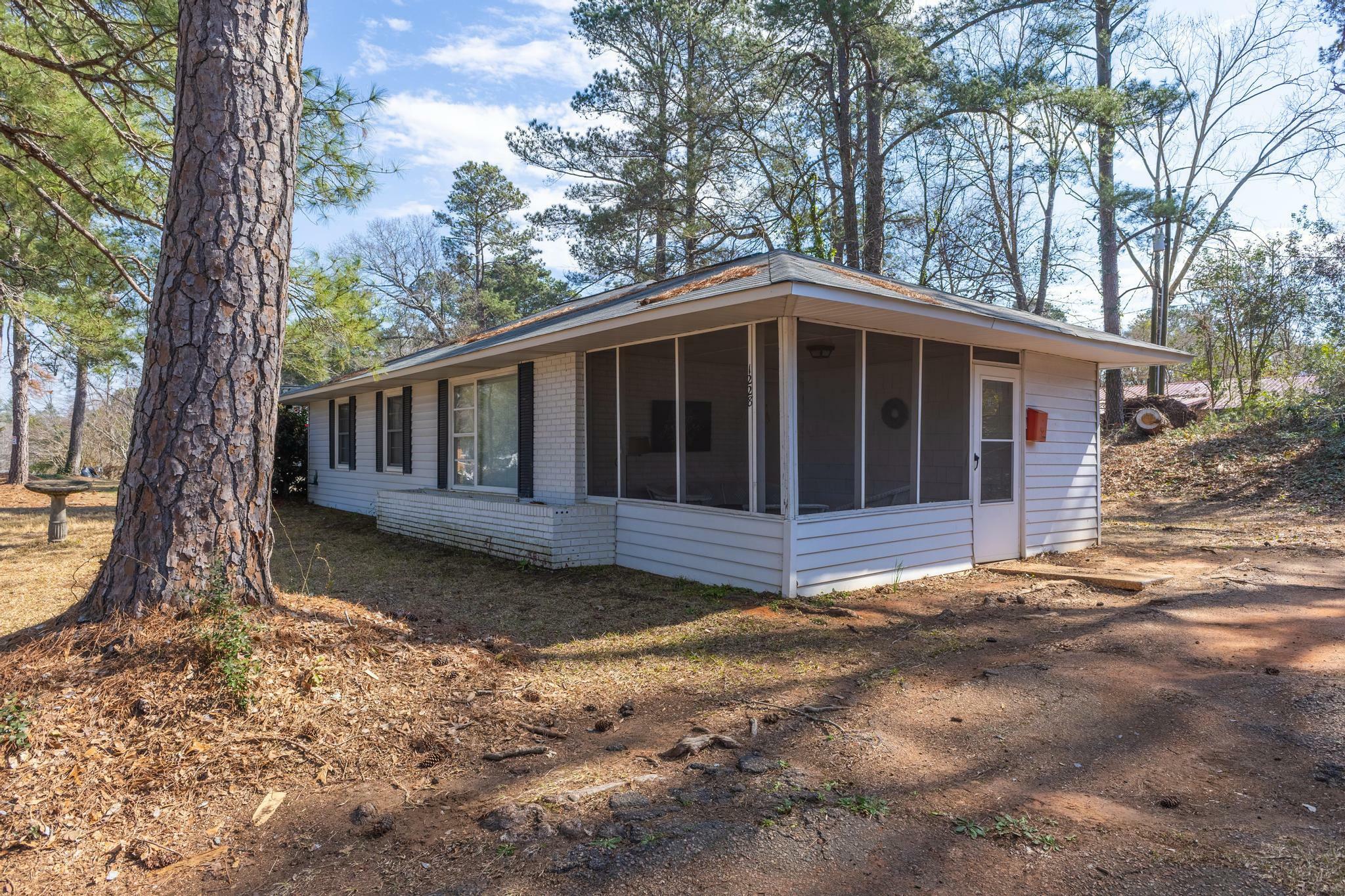 Property Photo:  1228 Alfred Street  SC 29801 