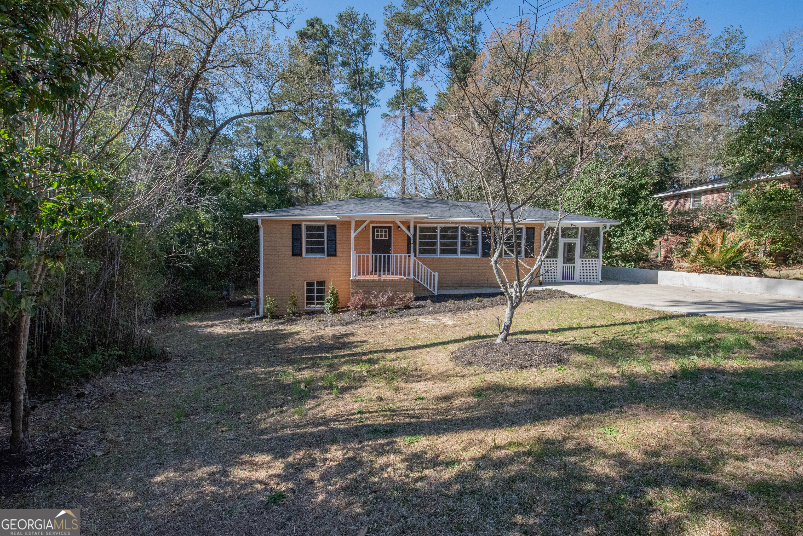 Property Photo:  2756 Ellenwood Circle N  GA 31204 