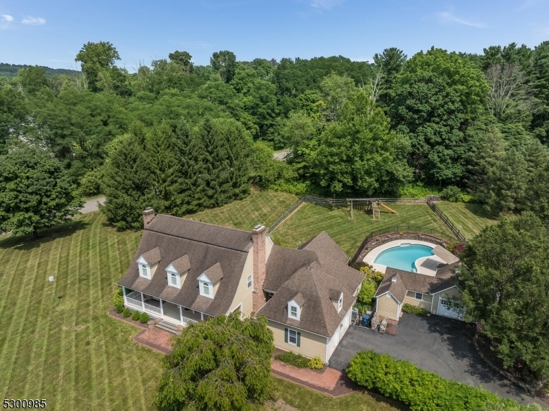 Property Photo: 24 Hook Mountain Dr NJ 08801