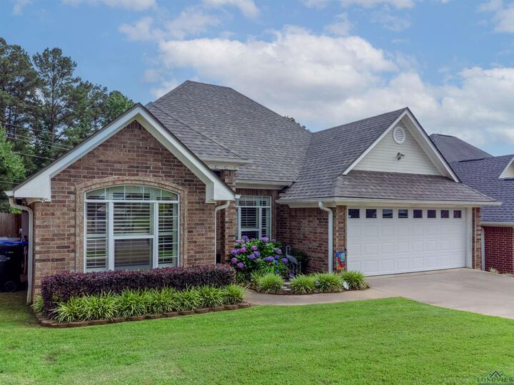 Property Photo: 1710 Valley Brook Lane TX 75605