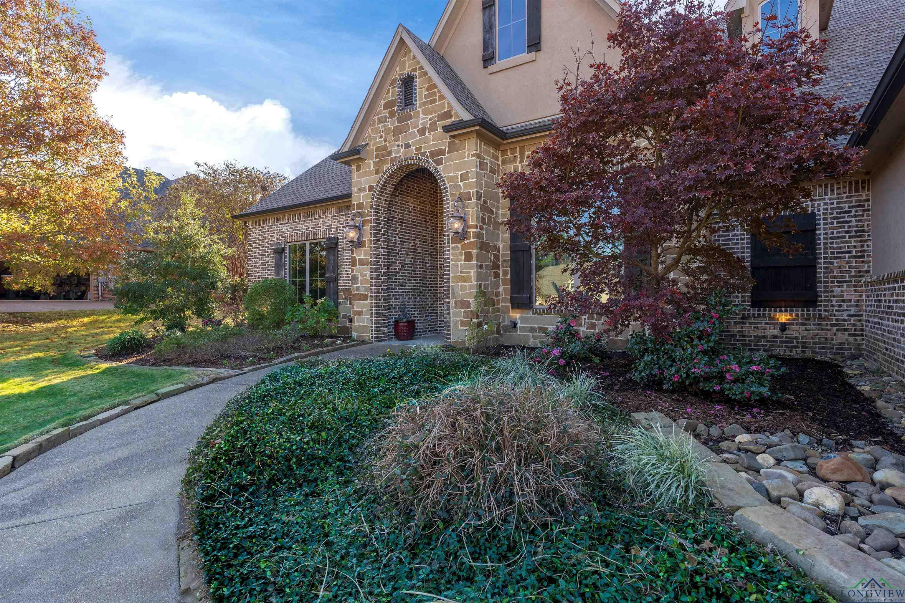 Property Photo:  113 Bella Terra Dr.  TX 75605 