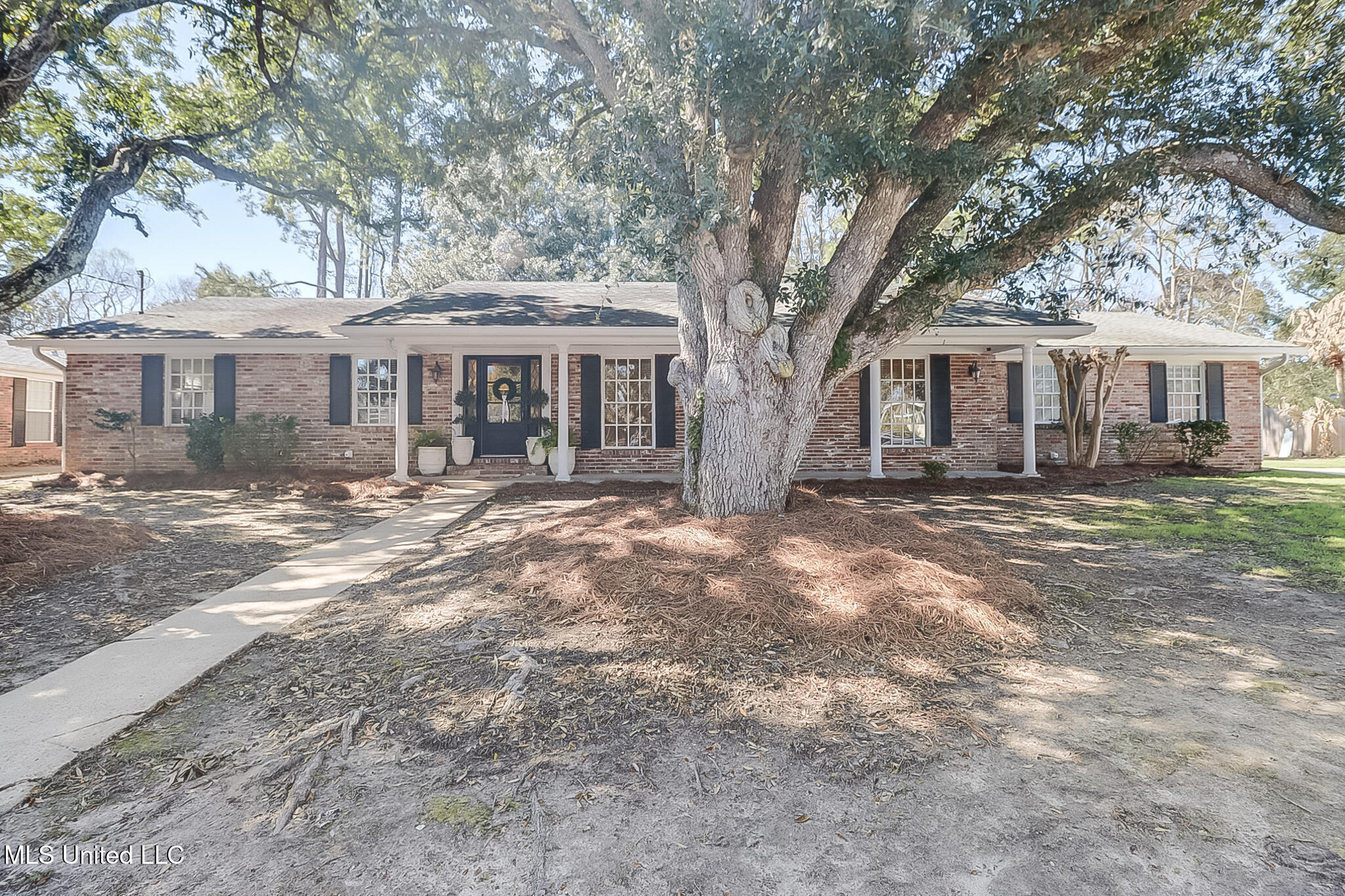 Property Photo: 7 Bayou View Drive MS 39507