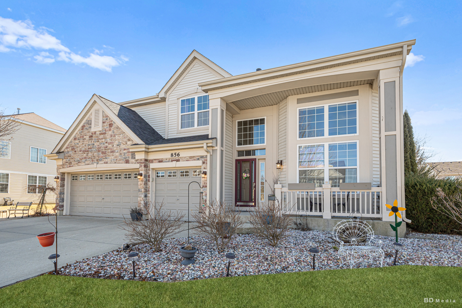 Property Photo: 856 Parkside Lane IL 60560
