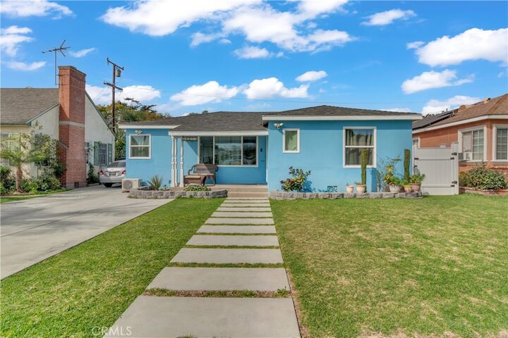 Property Photo:  10125 Hunt Avenue  CA 90280 