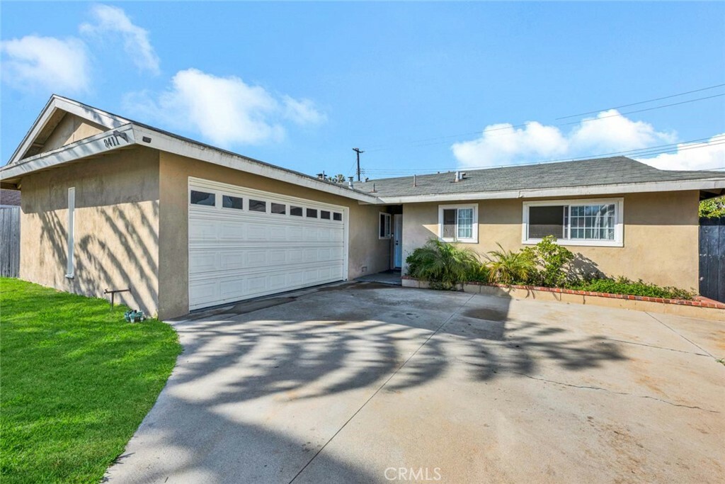 8411 Santana Circle  Huntington Beach CA 92646 photo