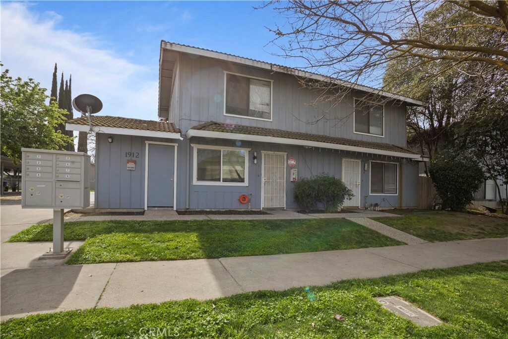Property Photo:  1912 Shadowbrook Drive  CA 95348 