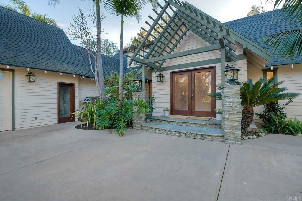 Property Photo:  2785 Crest Drive  CA 92008 