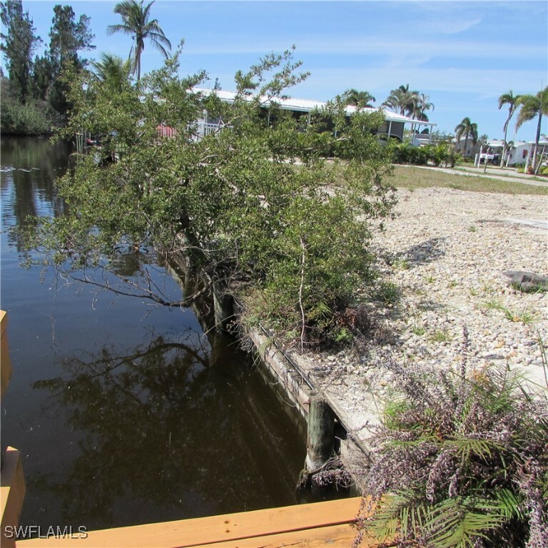 Property Photo:  4937 Cobiac Drive  FL 33956 