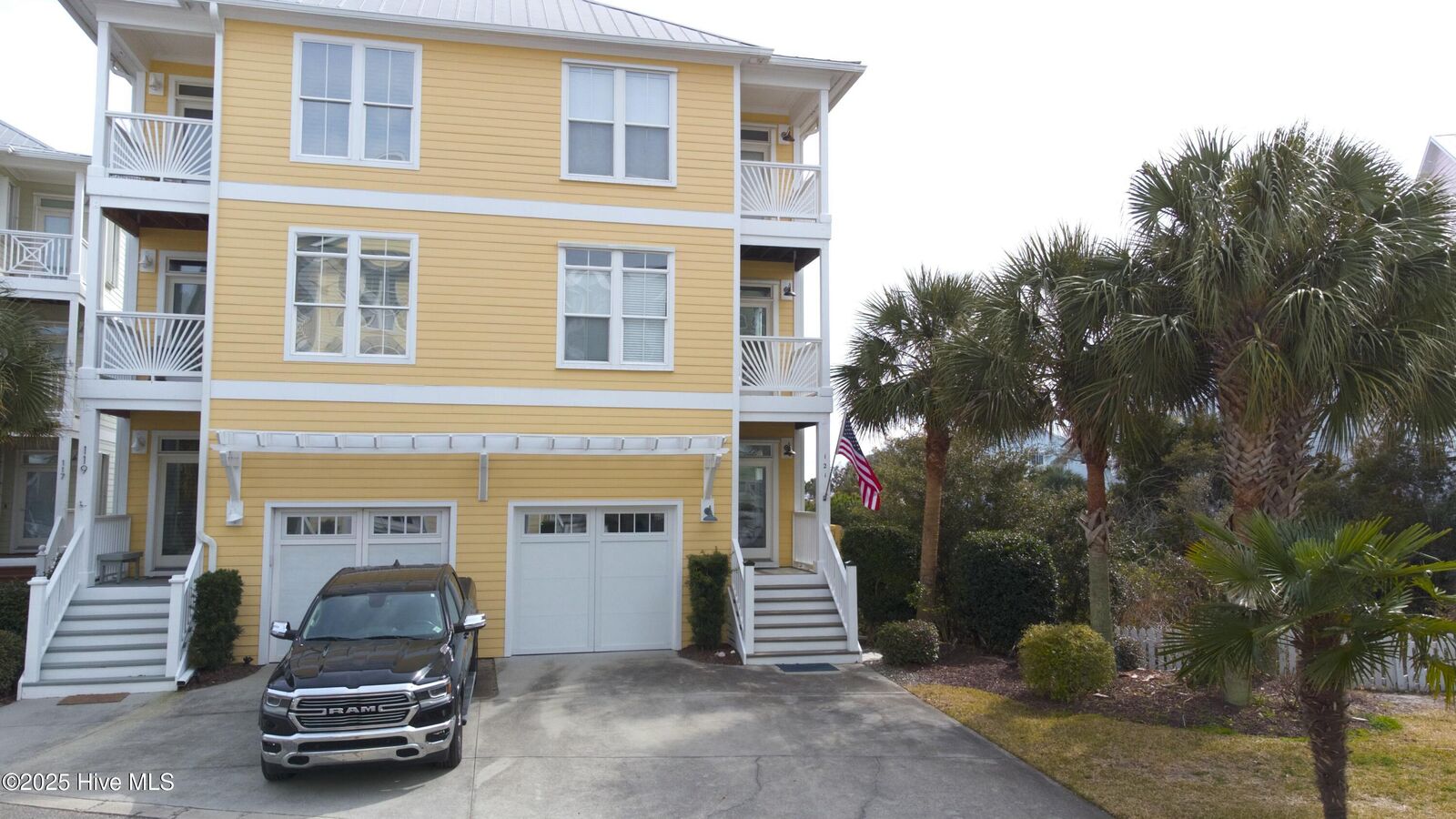 Property Photo: 121 Green Turtle Lane NC 28428