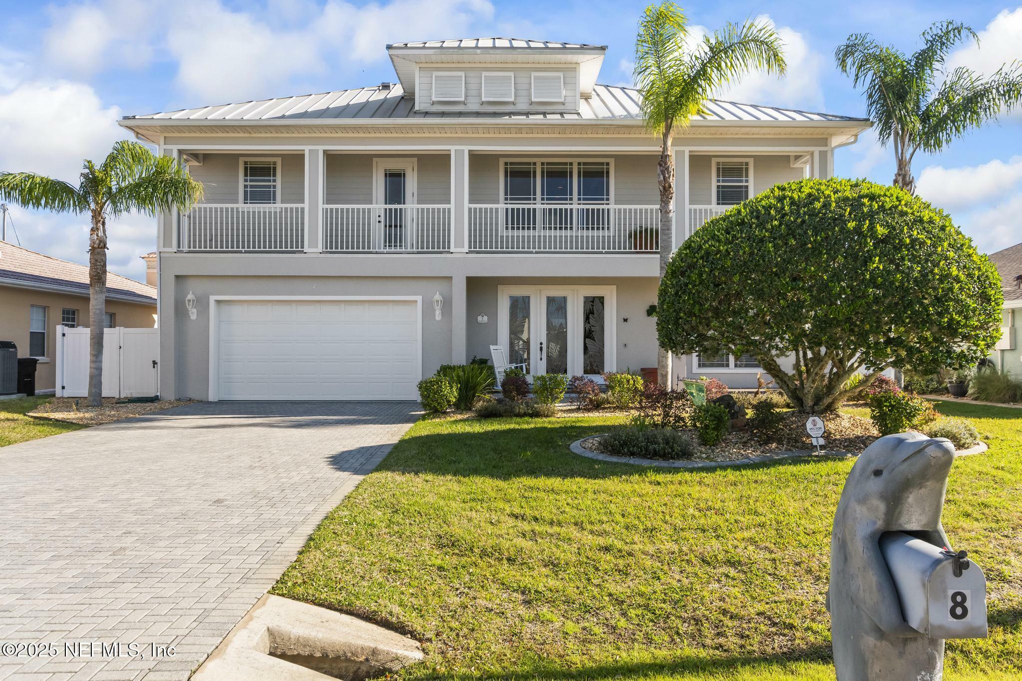 Property Photo: 8 Cedarwood Court FL 32137