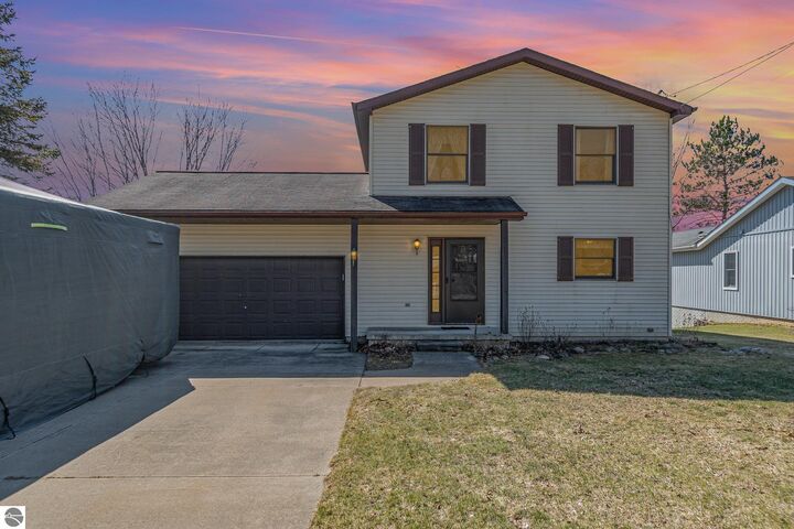 2675 W Lily Lake Road  Harrison MI 48625 photo
