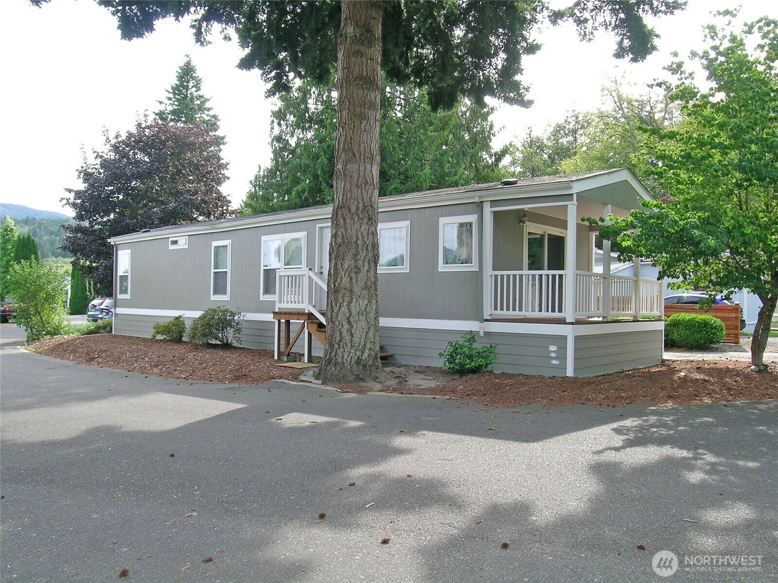 Property Photo:  921  Autumn Lane 227  WA 98229 