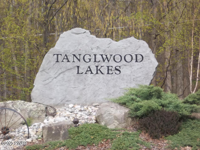 Property Photo: Lot 622 Ruffed Grouse Drive PA 18426