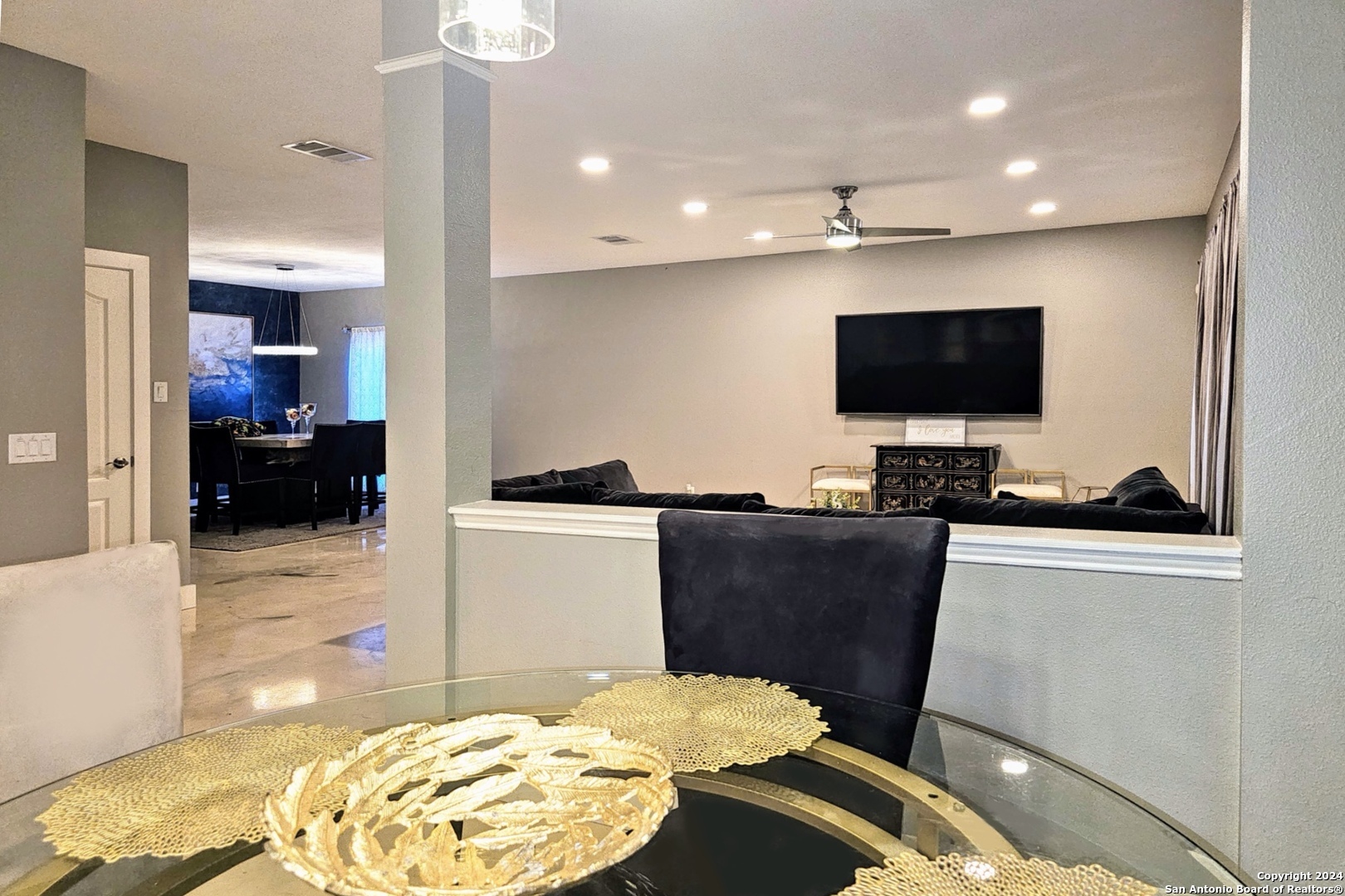 Property Photo: 21118 Carmel Hills TX 78259