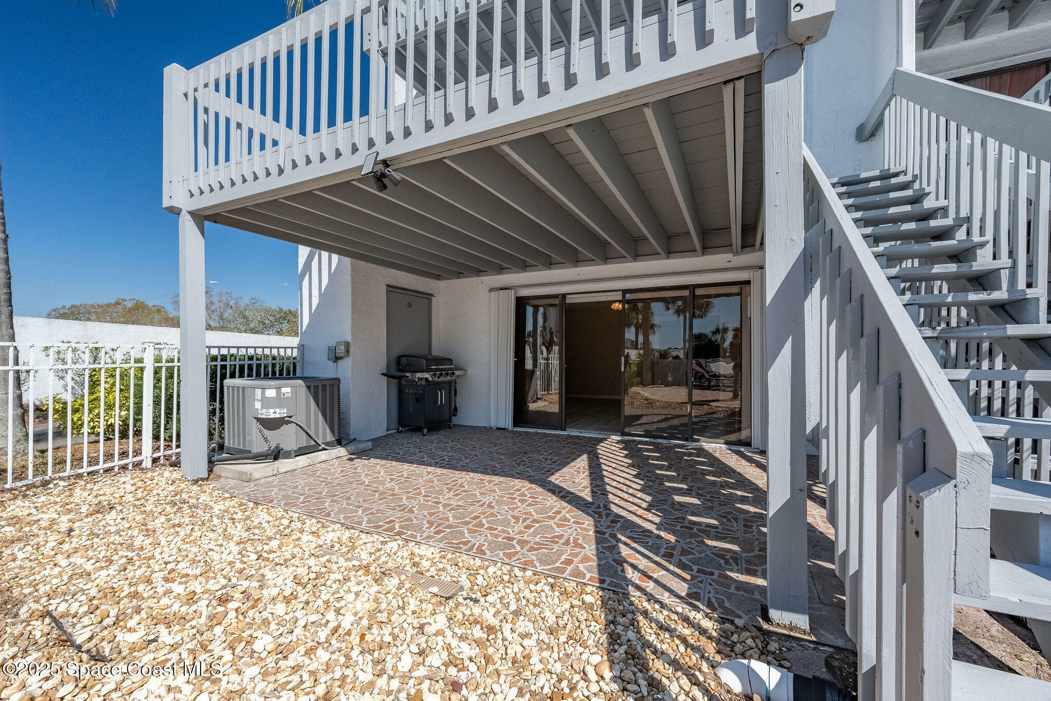 Property Photo: 21 Broad Street FL 32796