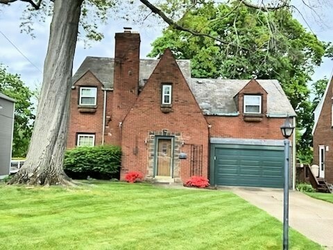 475 Willow Dr  Pittsburgh PA 15243 photo