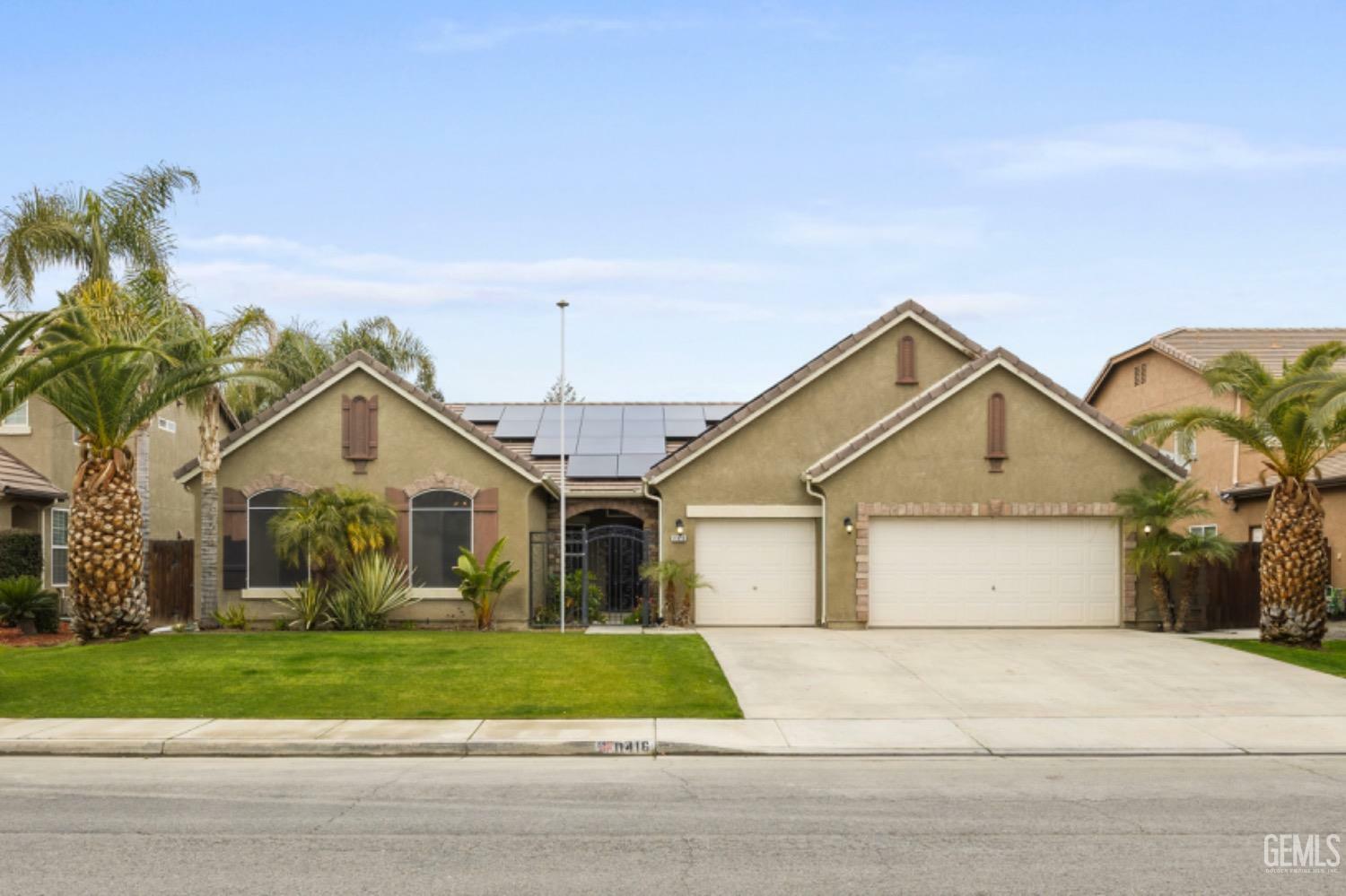 Property Photo: 11416 Mondego Drive CA 93311