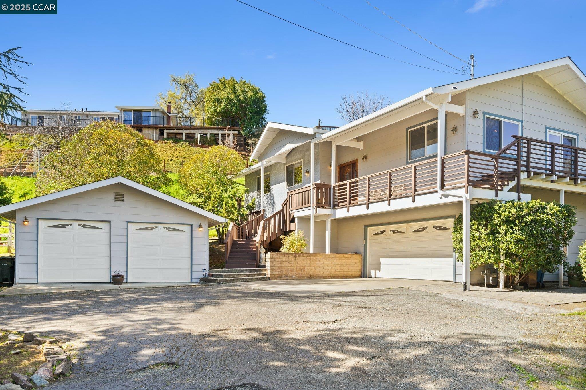 Property Photo:  951 Oak St  CA 94517 