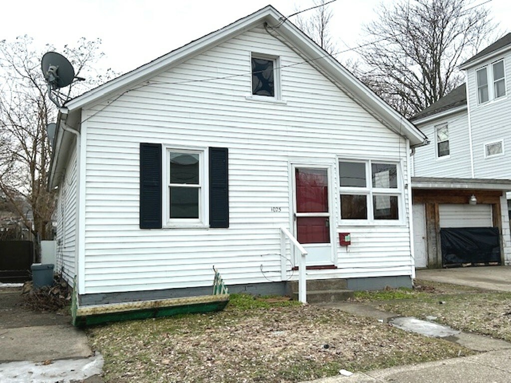 1025 E 7th Street  Erie PA 16503 photo