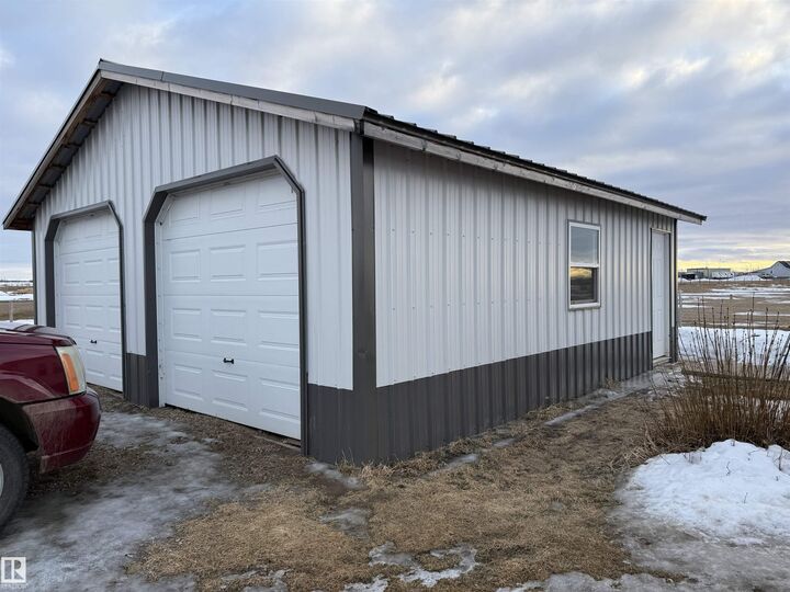 Property Photo:  53219 RR 145  AB T9C 1S1