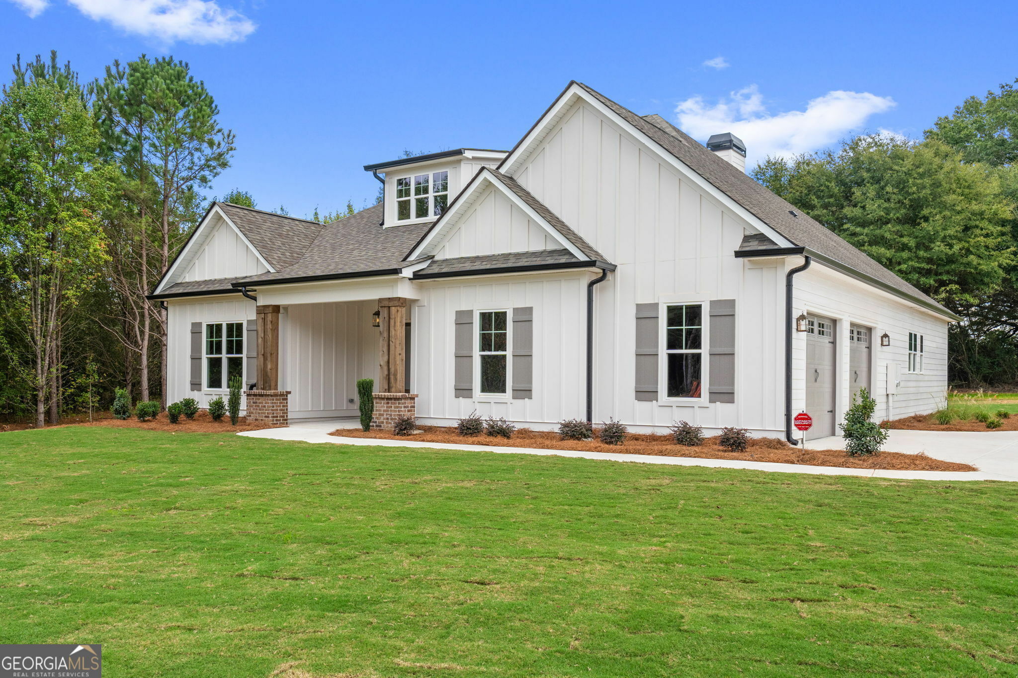 Property Photo: 140 Paislee Park (Lot #5 Paislee Park) Drive GA 30215