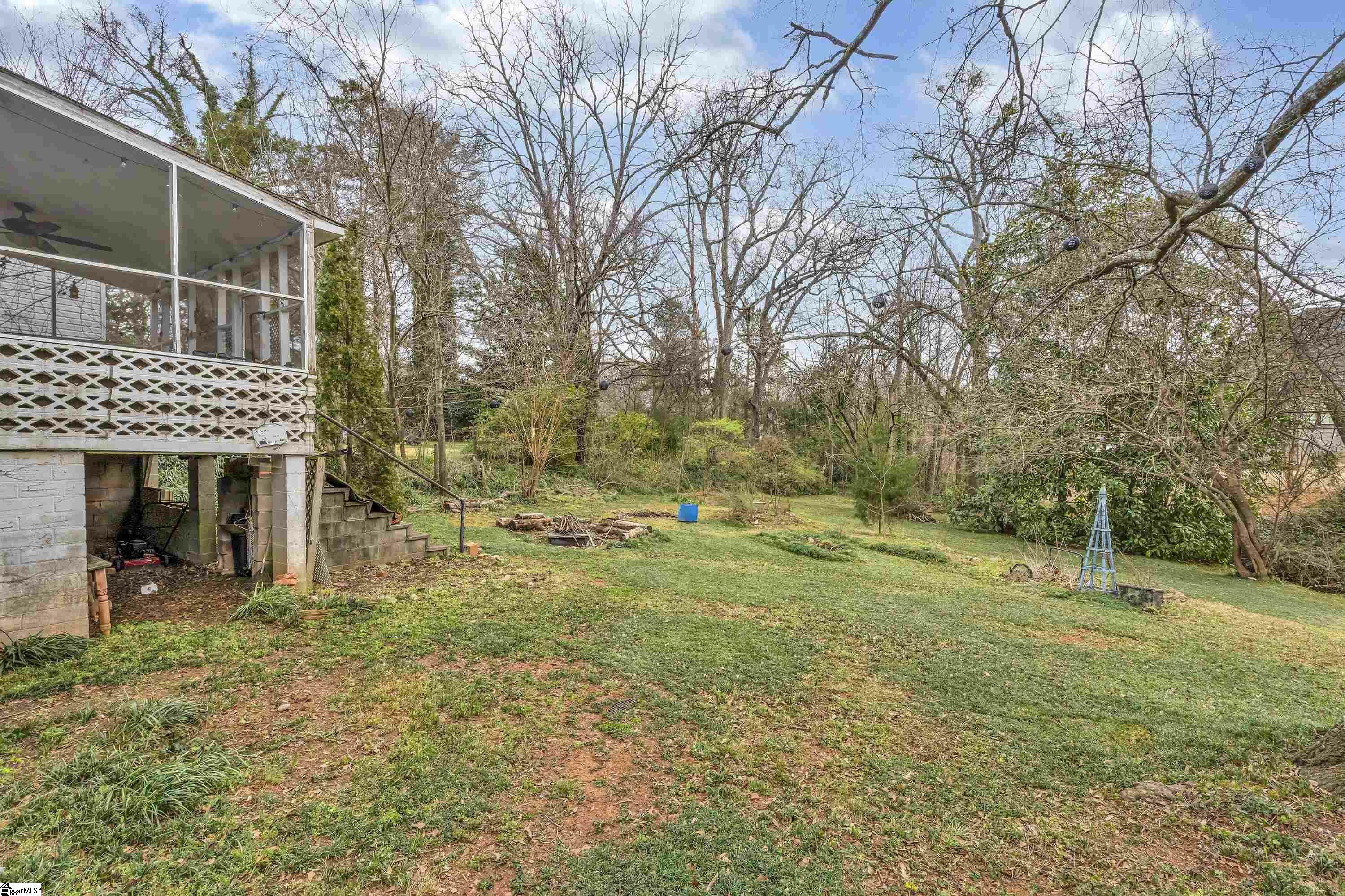 Property Photo:  100 Paris View Drive  SC 29609 