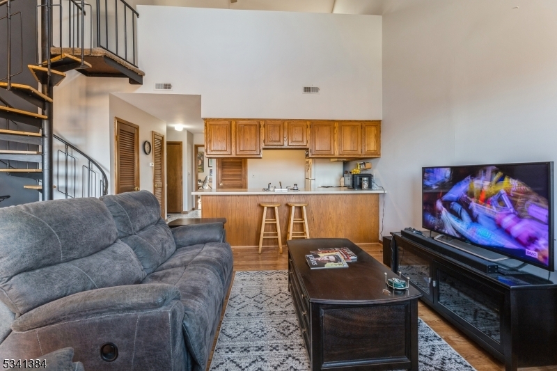 Property Photo: 4 Red Lodge Dr 10 NJ 07462