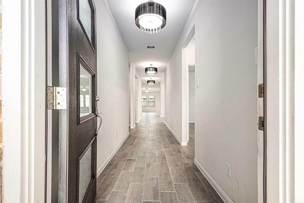 Property Photo: 502 Ellwood Terrace Lane TX 77406