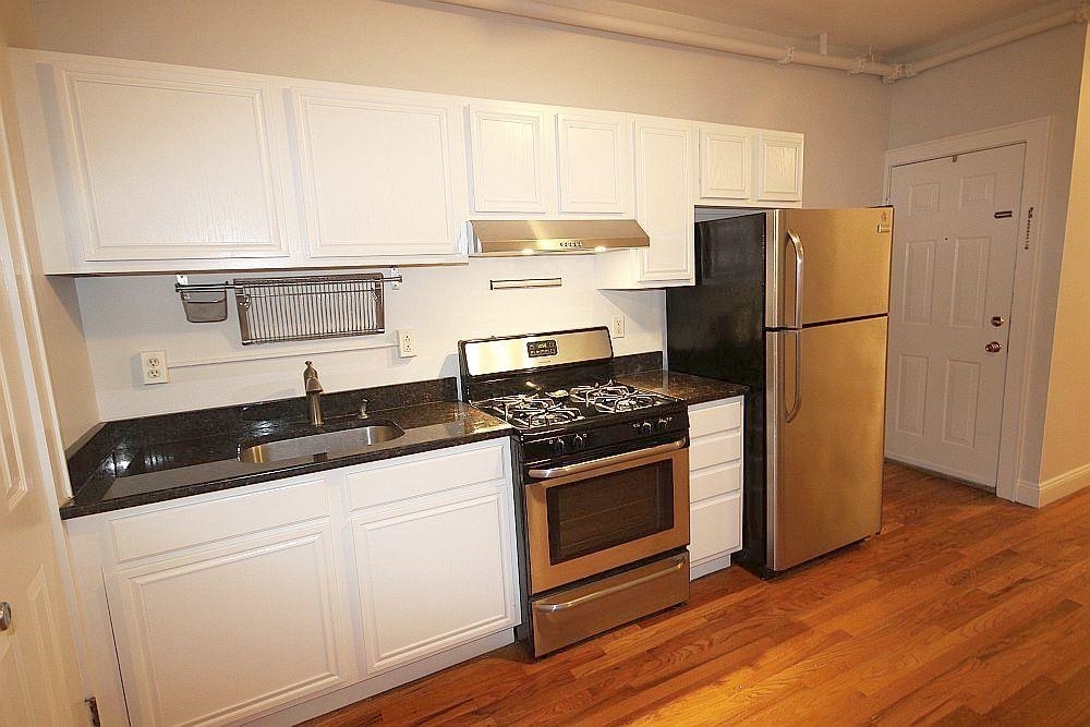 Property Photo:  214 Jefferson St 2S  NJ 07030 