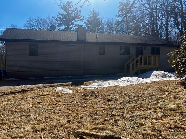 Property Photo: 87 W Peenpack Trail NY 12780