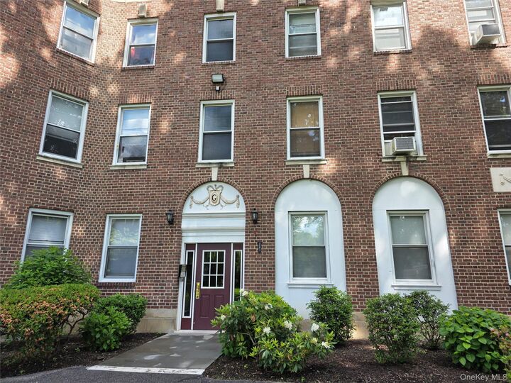 Property Photo:  445 Gramatan Avenue Gc2  NY 10552 
