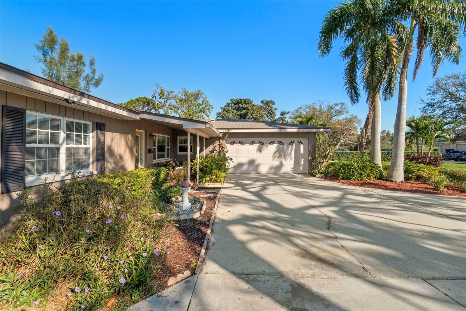 Property Photo:  3051 37th Avenue S  FL 33712 