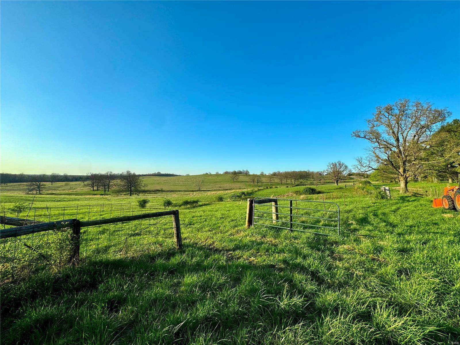 Property Photo: 22781 Route 66 MO 65536