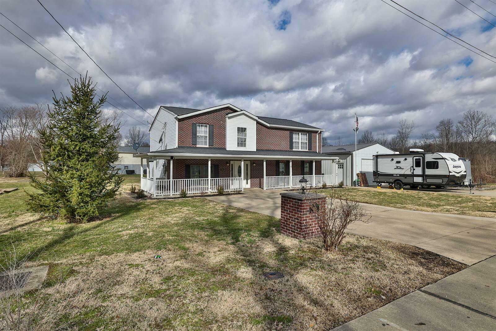 Property Photo:  302 Carlisle Avenue  KY 41059 