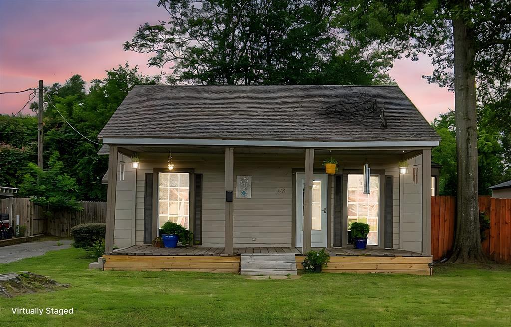 Property Photo:  222 Ponder Street  TX 75482 