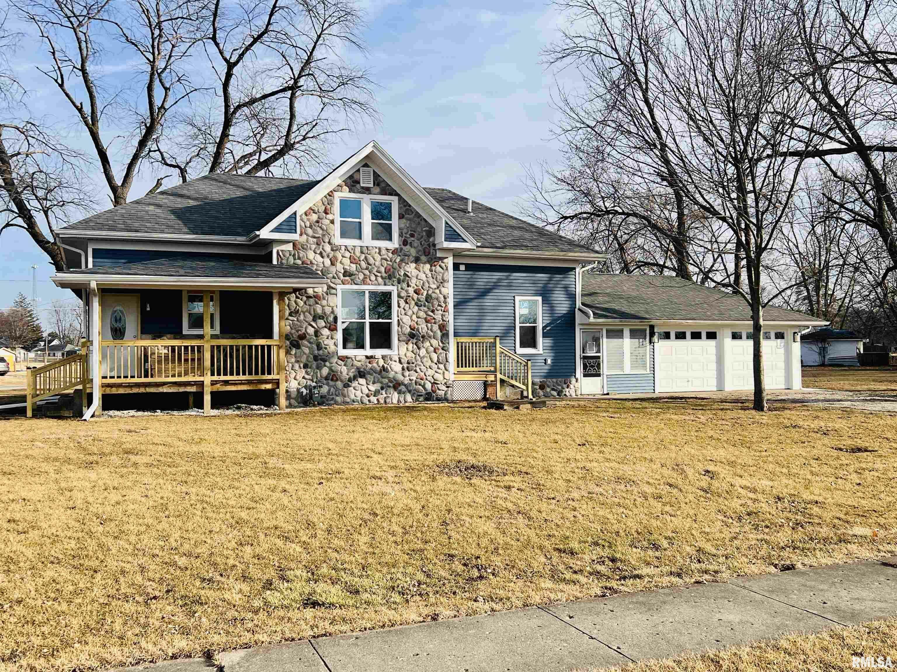 Property Photo: 108 S Main Street IL 61488