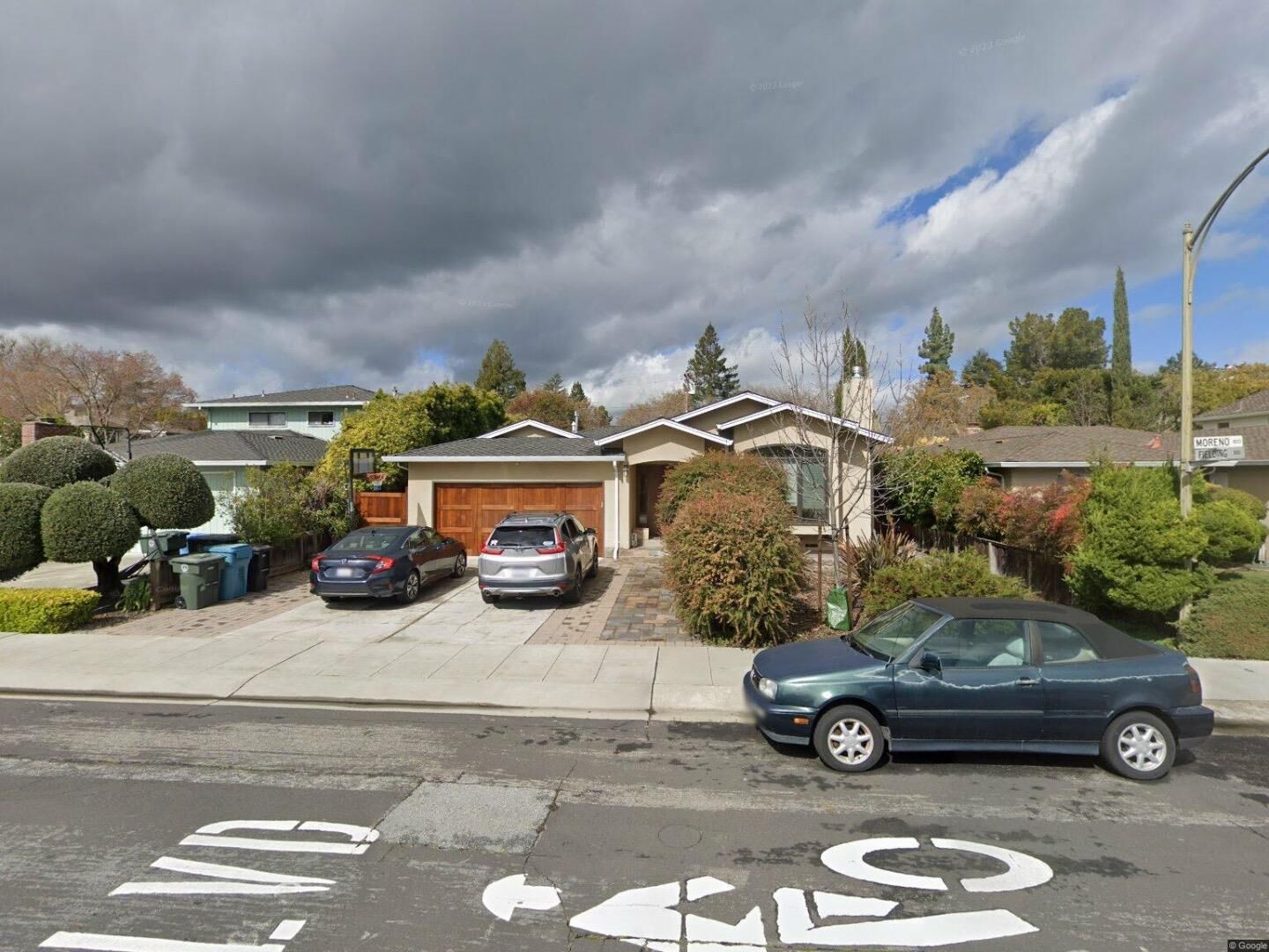 Property Photo: 845 Moreno Avenue CA 94303