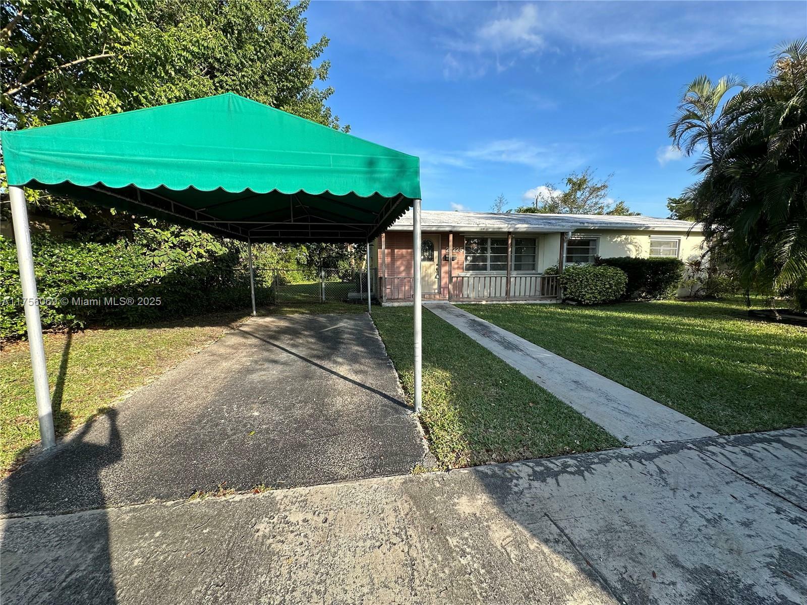 Property Photo:  20225 SW 106th Ave  FL 33189 