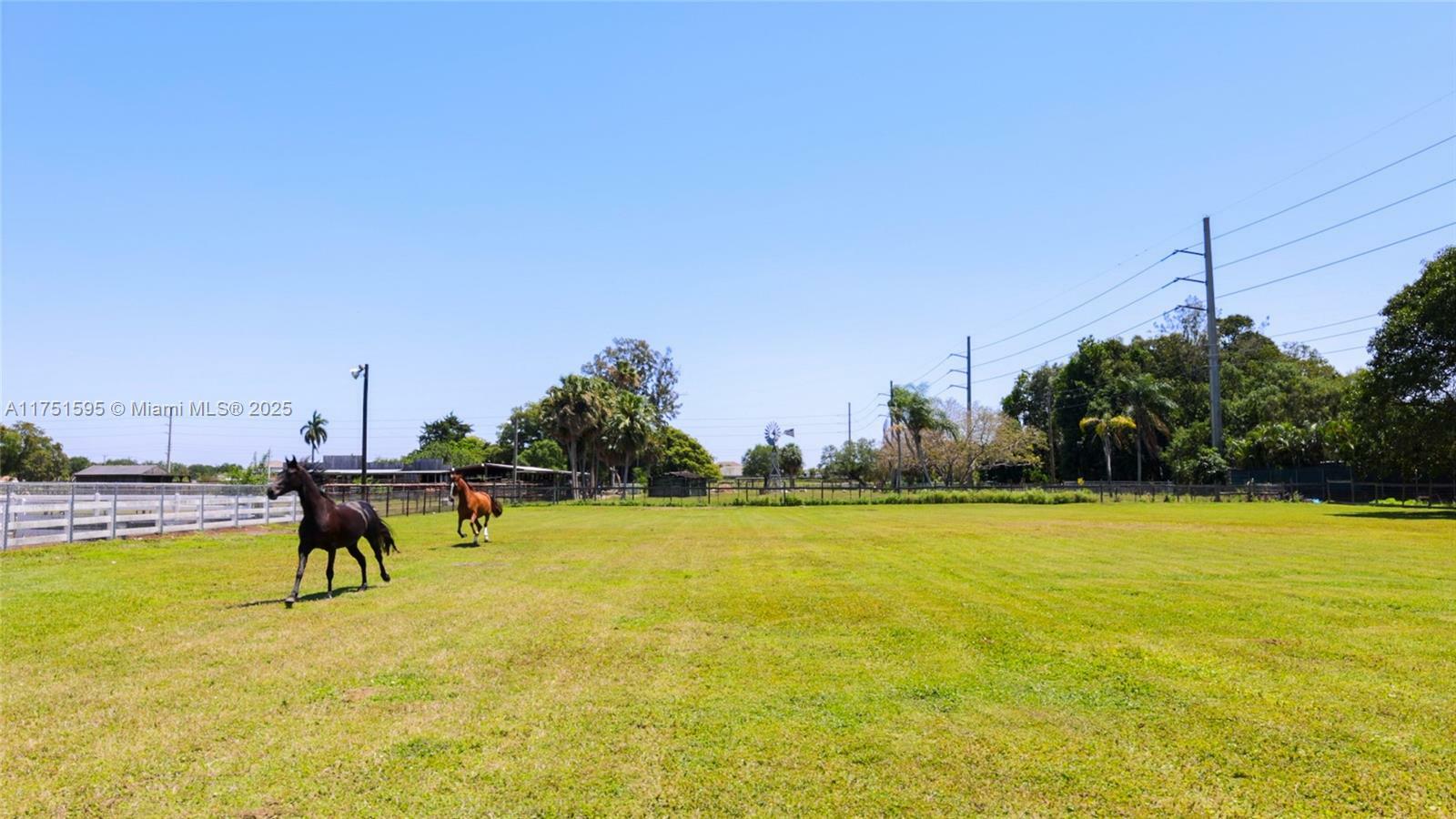 Property Photo: 1970 SW 115th Ave FL 33325