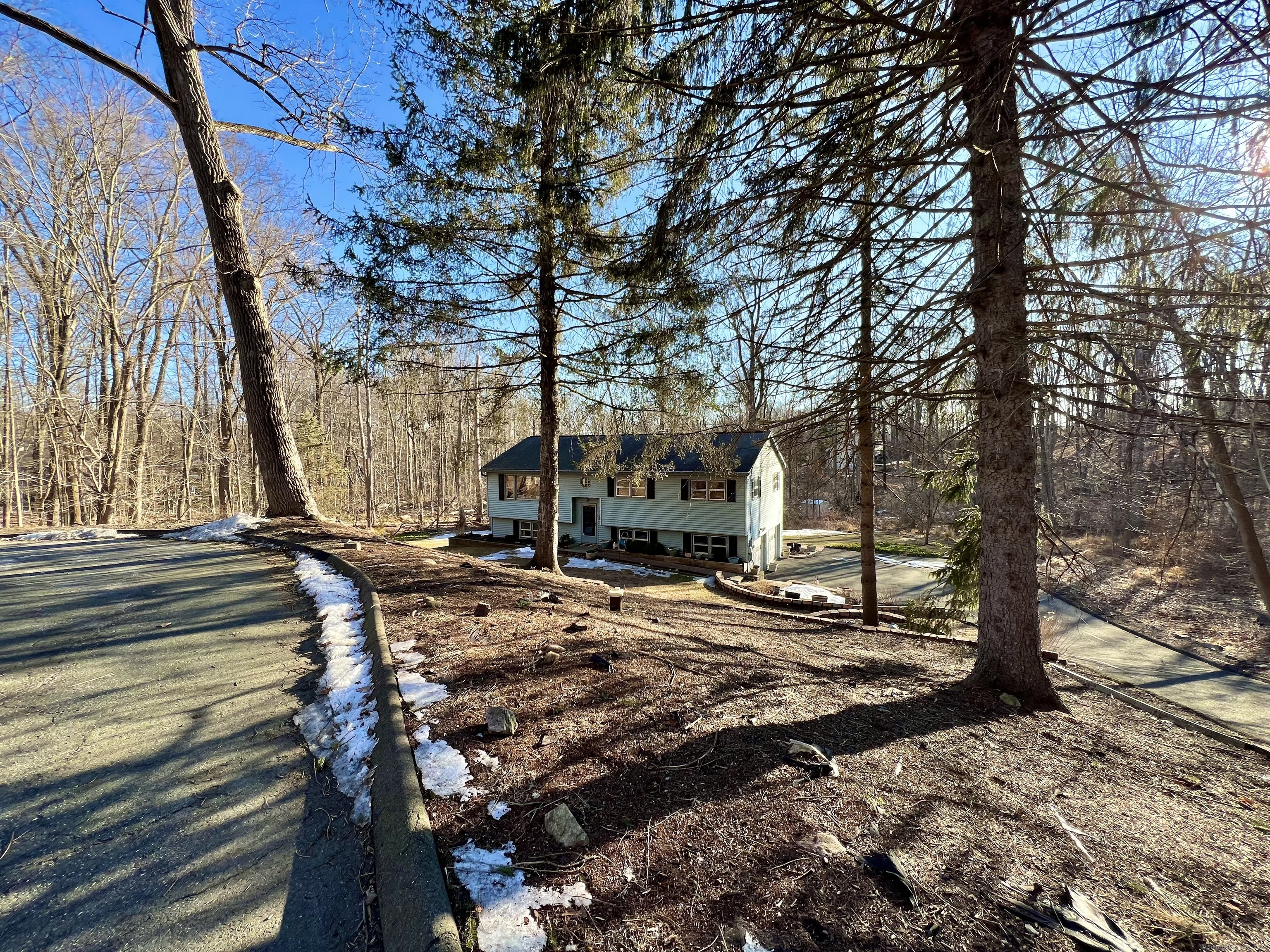 7 Varian Drive  Danbury CT 06811 photo