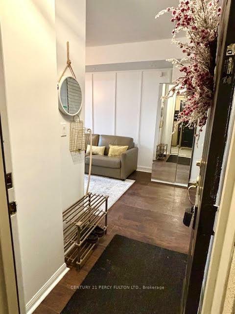 Photo de la propriété: 80 Carr Street Th8 ON M5T 1B7