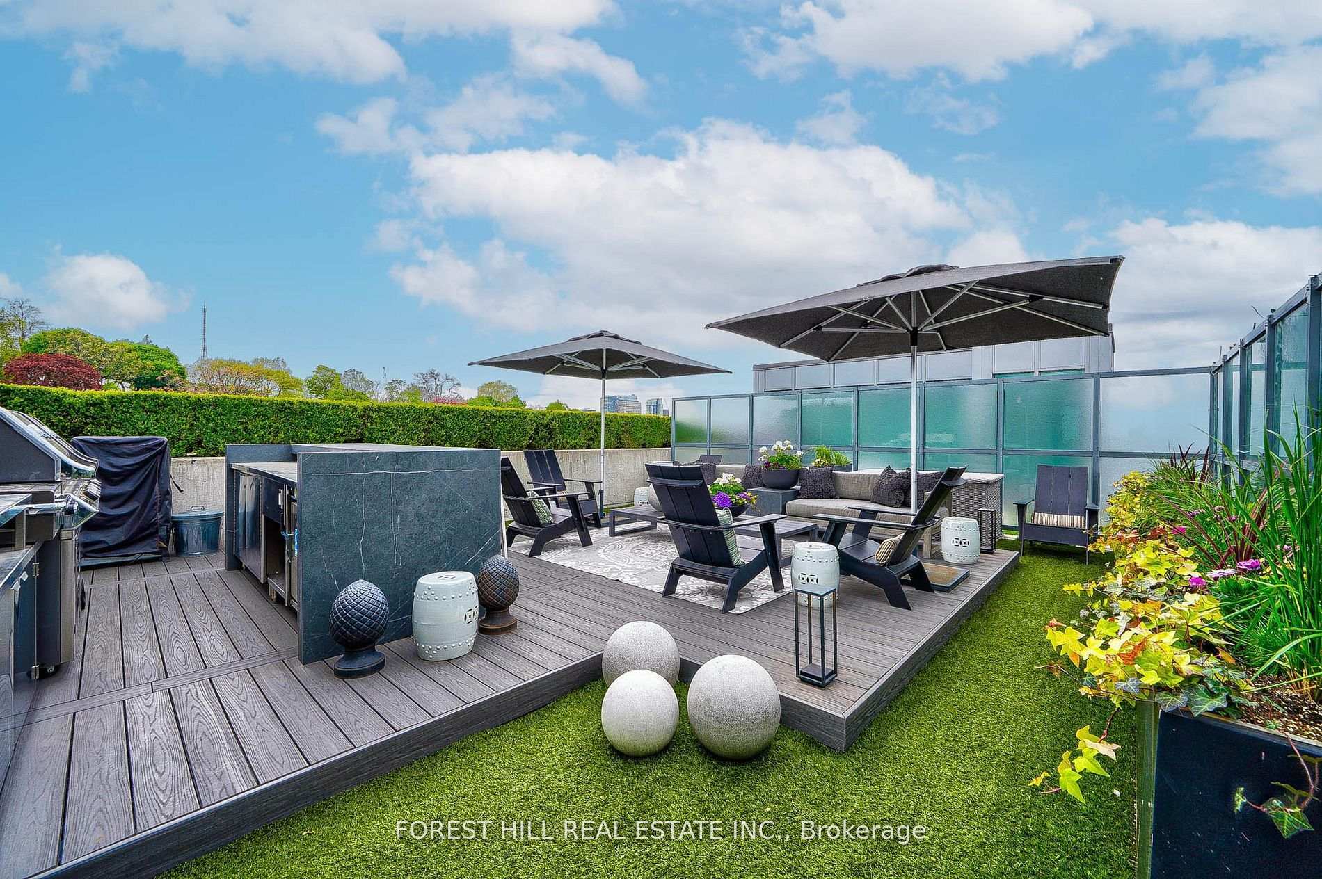Photo de la propriété: 377 Madison Avenue 706 ON M4V 3E1
