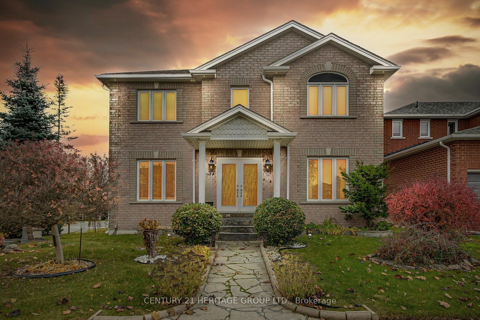 37 Saint Ave  Bradford West Gwillimbury ON L3Z 3E6 photo