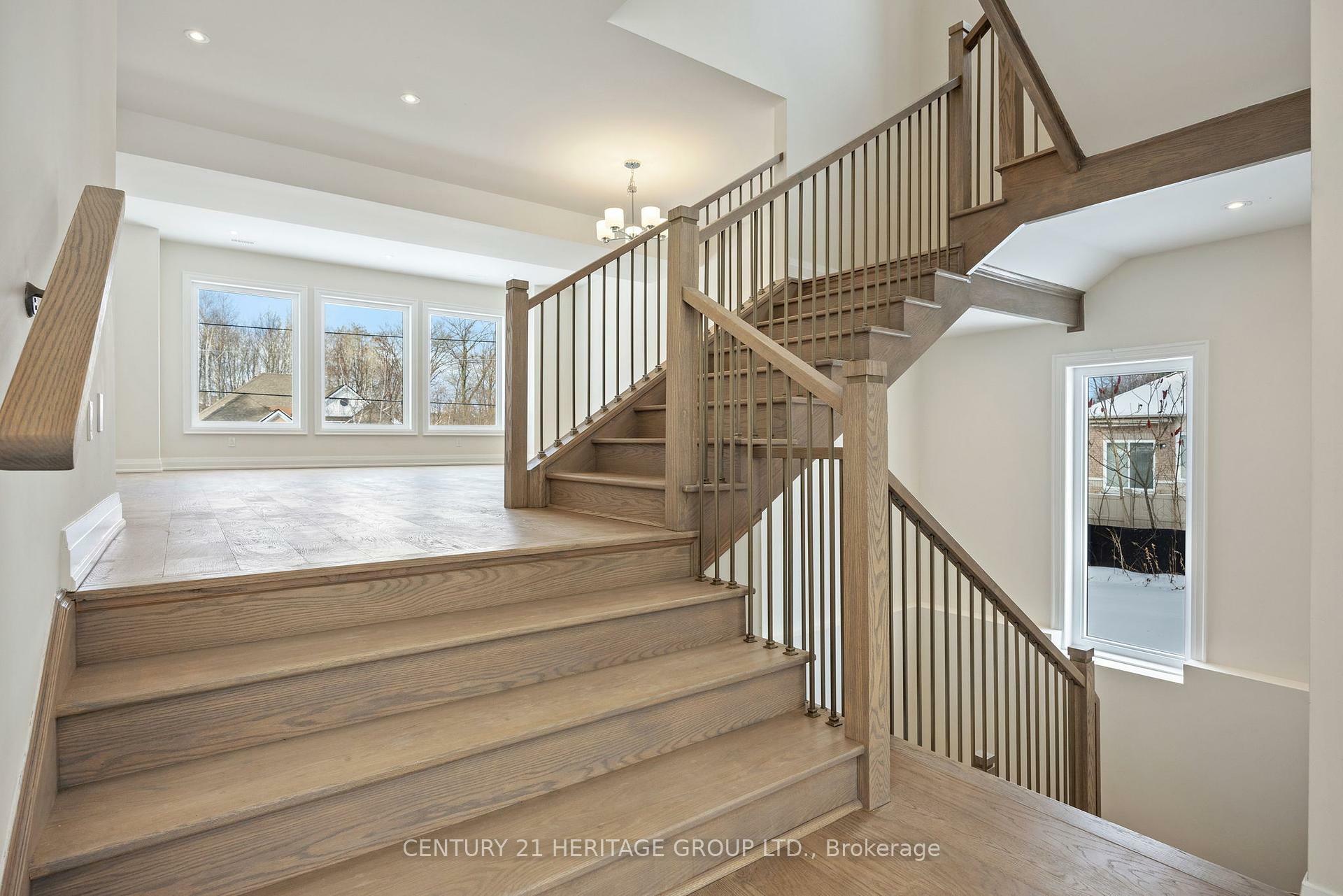 157 Snively Street  Richmond Hill ON L4E 3E9 photo