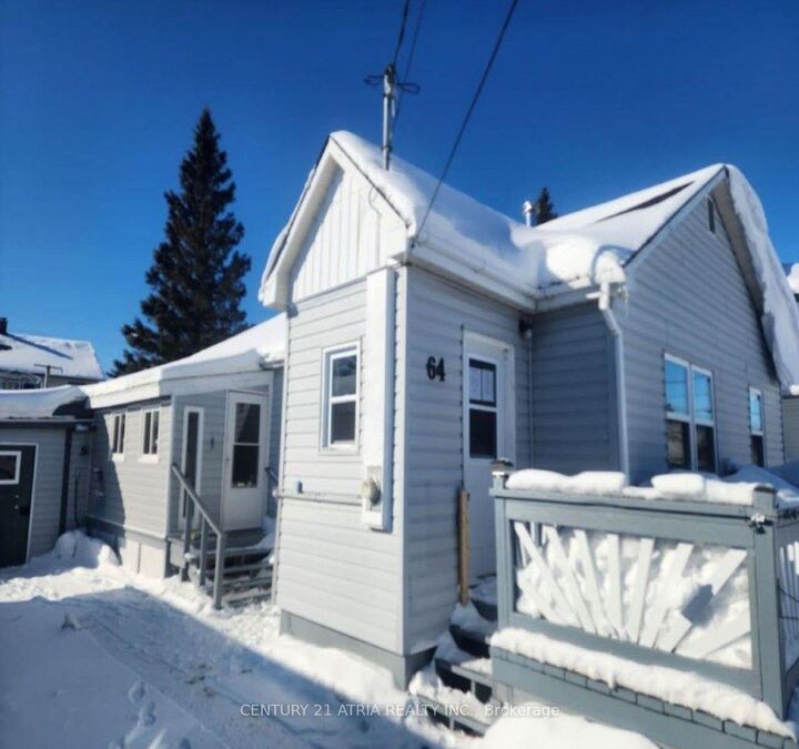 64 Toronto Avenue — photo 1