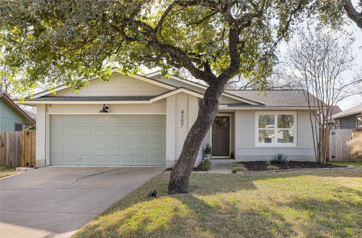 Property Photo:  4507 Manzanillo Drive  TX 78749 