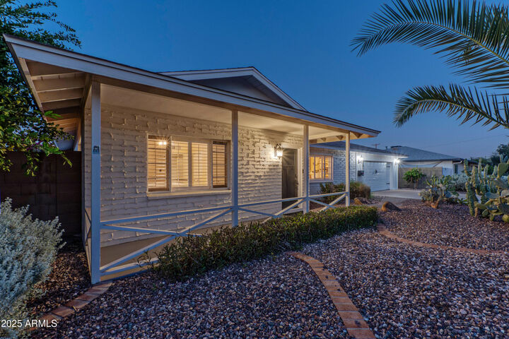 Property Photo:  6702 E Monte Vista Road  AZ 85257 